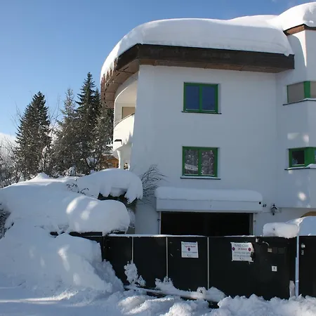 Aaron Appartement *